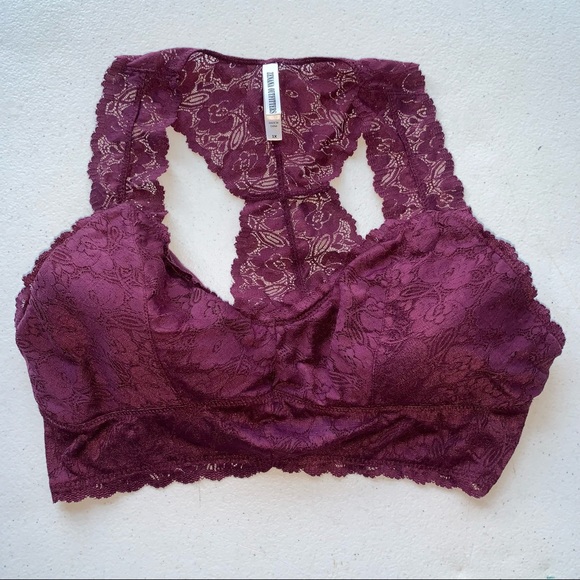 Zenana Outfitters Other - Zenana Outfitters Lacy Bralette